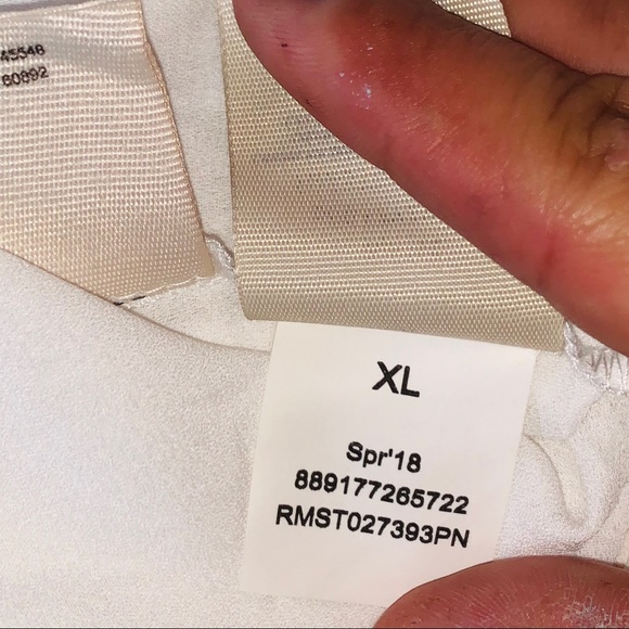 Rachael Roy White Pleated Cold Shoulder Tank - Picture 7 of 10